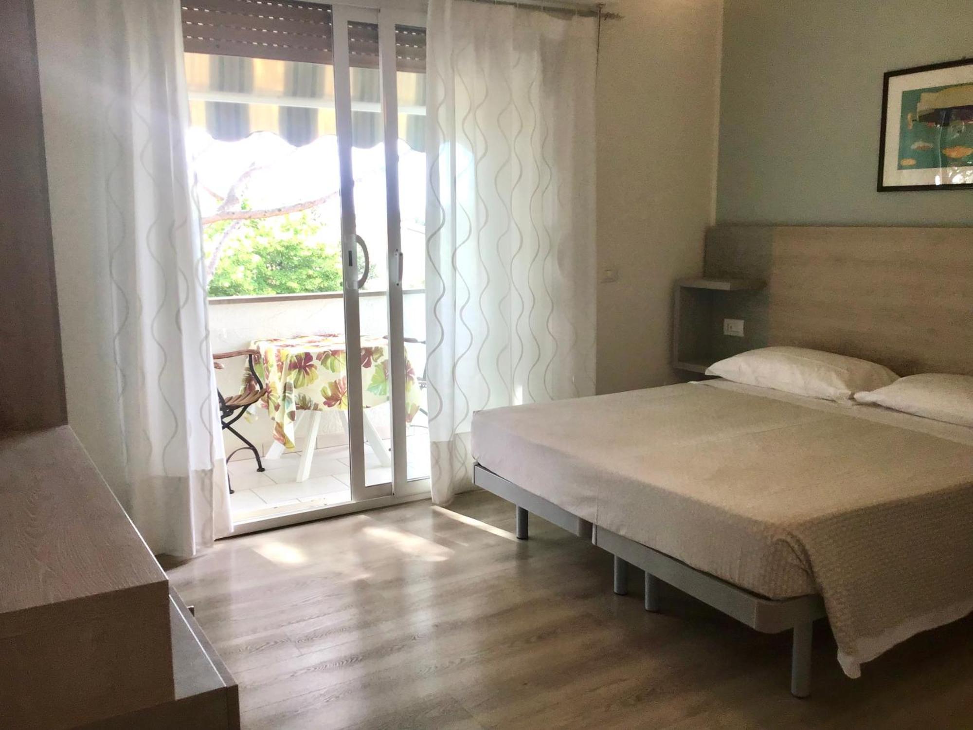 סן וינצ'נזו La Coccinella Residence מראה חיצוני תמונה